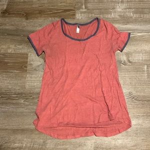 Lularoe women’s small red top